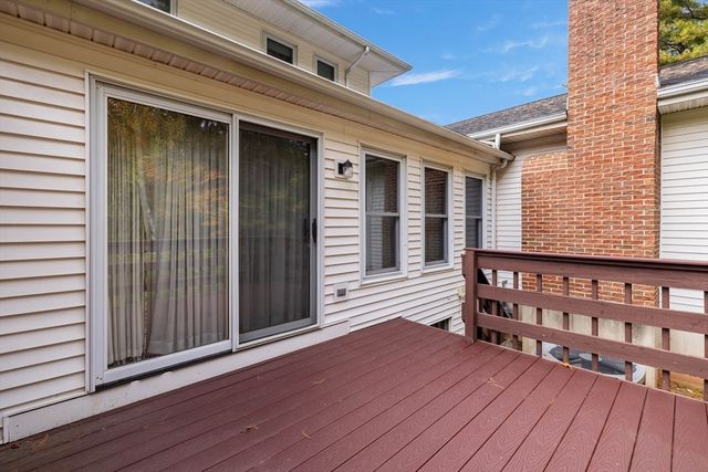 15 B Castle Hill Rd. B, Agawam, MA 01001