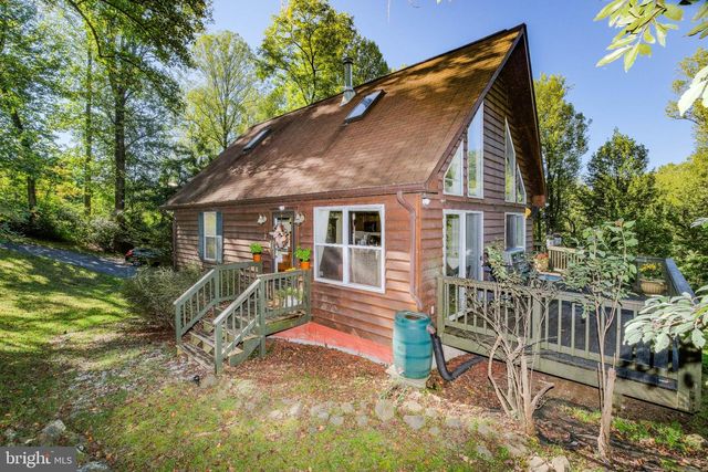 367 NORTHERN SPY DR, Linden, VA 22642