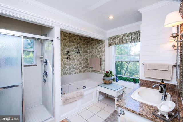 367 NORTHERN SPY DR, Linden, VA 22642