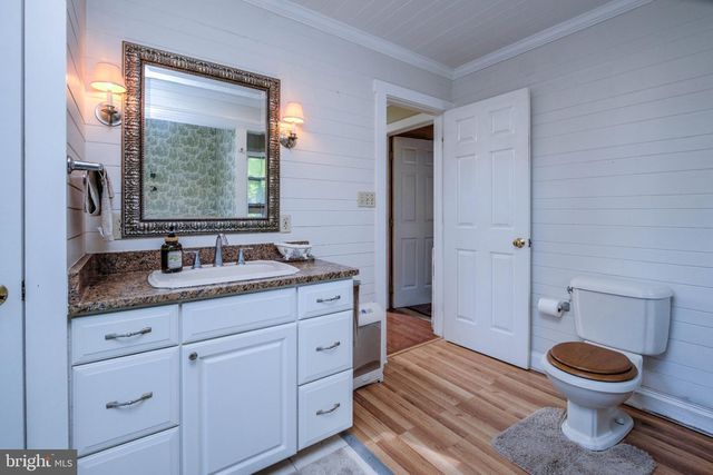 367 NORTHERN SPY DR, Linden, VA 22642