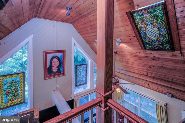 367 NORTHERN SPY DR, Linden, VA 22642