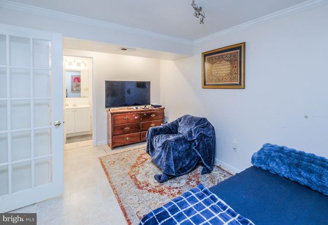 367 NORTHERN SPY DR, Linden, VA 22642