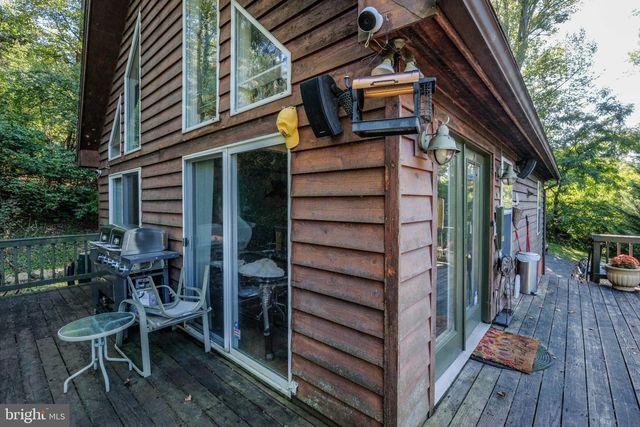 367 NORTHERN SPY DR, Linden, VA 22642
