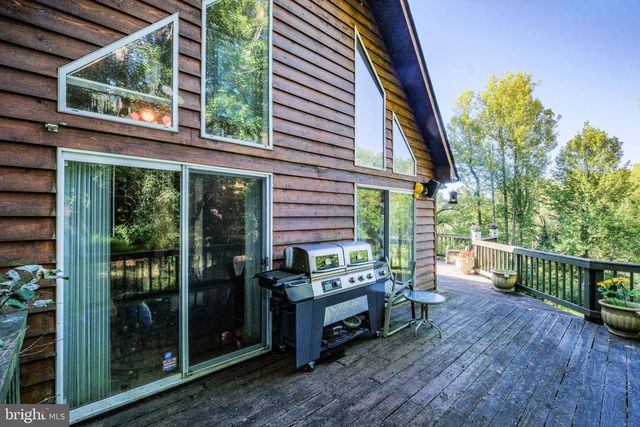 367 NORTHERN SPY DR, Linden, VA 22642