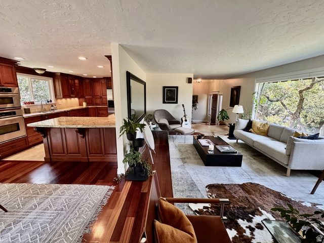 535 E POWELL AVE, Centerville, UT 84014
