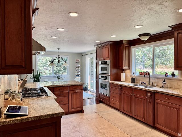 535 E POWELL AVE, Centerville, UT 84014