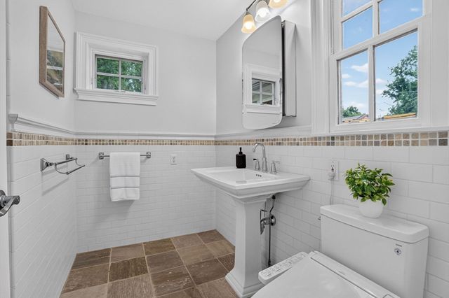 89 Boylston St 89, Boston, MA 02130