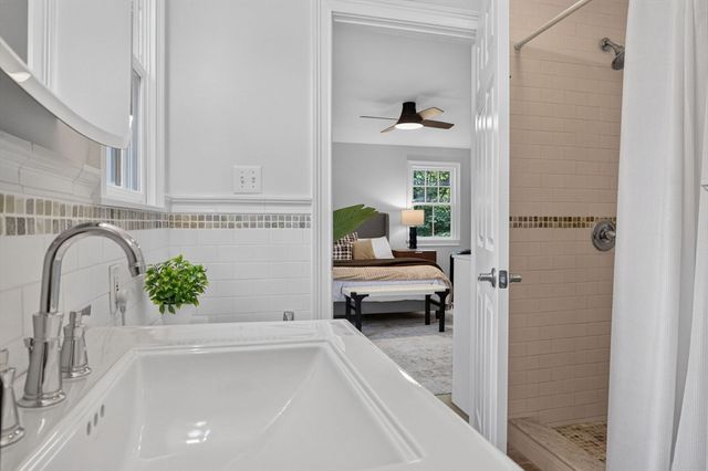 89 Boylston St 89, Boston, MA 02130