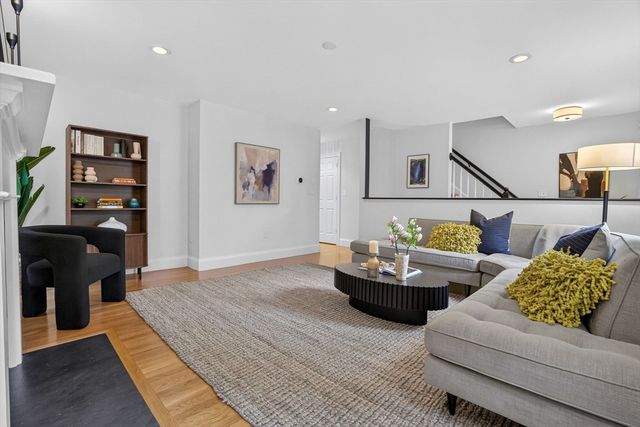 89 Boylston St 89, Boston, MA 02130