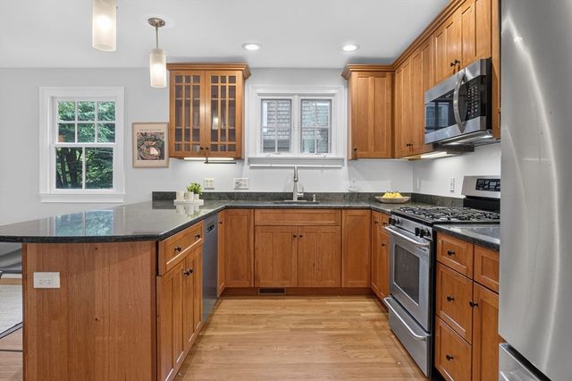 89 Boylston St 89, Boston, MA 02130
