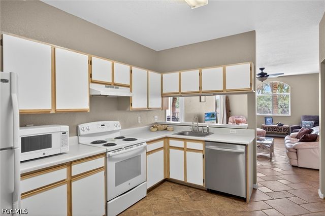6361 Aragon WAY 202, Fort Myers, FL 33966
