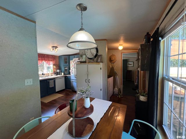 9549 Johns Lane, Marion, IL 62959