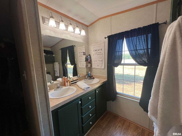 9549 Johns Lane, Marion, IL 62959