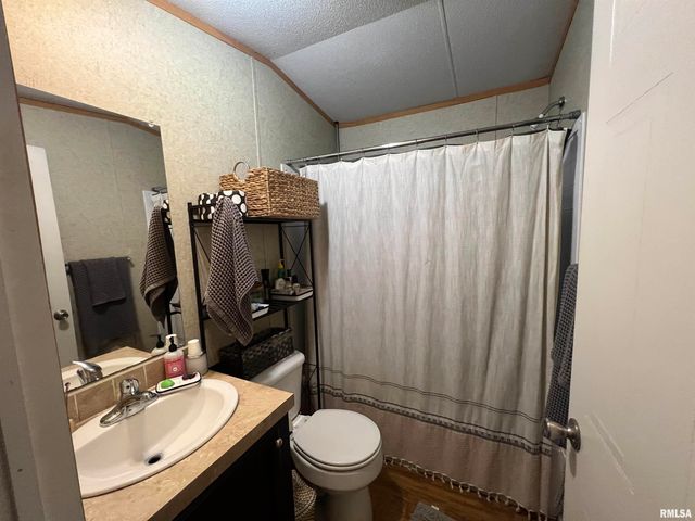 9549 Johns Lane, Marion, IL 62959