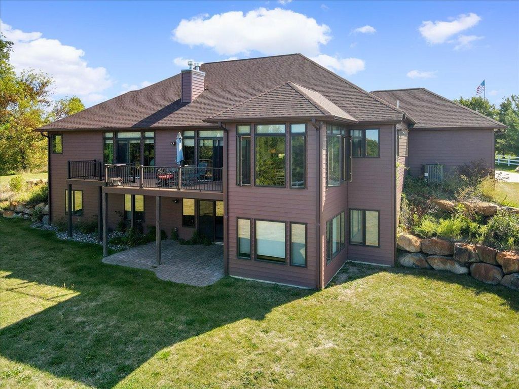 1681 Bishop Avenue NW, Buffalo, MN 55313 — exterior