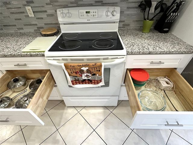 16724 ROLLING GREEN DRIVE, Clermont, FL 34714