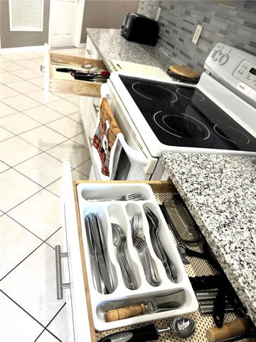 16724 ROLLING GREEN DRIVE, Clermont, FL 34714