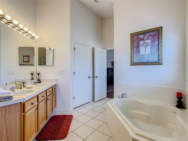 16724 ROLLING GREEN DRIVE, Clermont, FL 34714