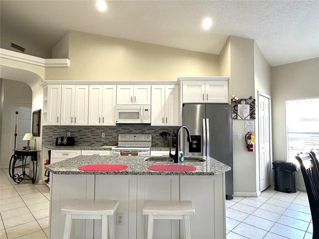 16724 ROLLING GREEN DRIVE, Clermont, FL 34714