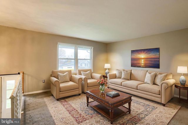 127 SPRING RD, Dillsburg, PA 17019