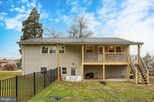 127 SPRING RD, Dillsburg, PA 17019