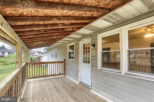 127 SPRING RD, Dillsburg, PA 17019