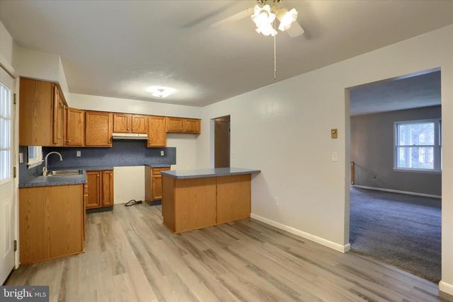 127 SPRING RD, Dillsburg, PA 17019