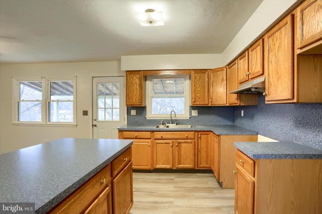 127 SPRING RD, Dillsburg, PA 17019