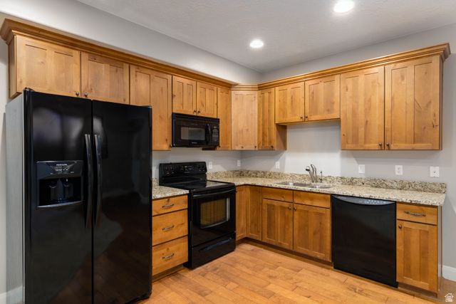 346 W CANYON TRAILS DR, Dammeron Valley, UT 84783