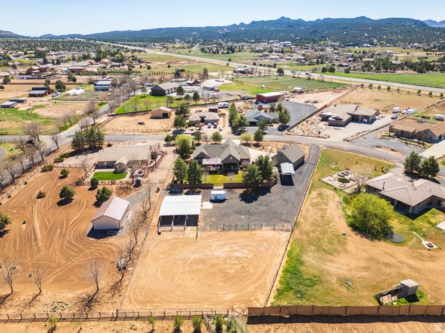 346 W CANYON TRAILS DR, Dammeron Valley, UT 84783