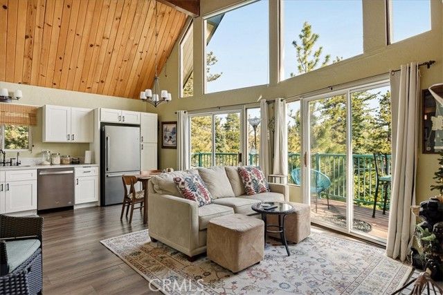 26261 Spyglass, Lake Arrowhead, CA 92352