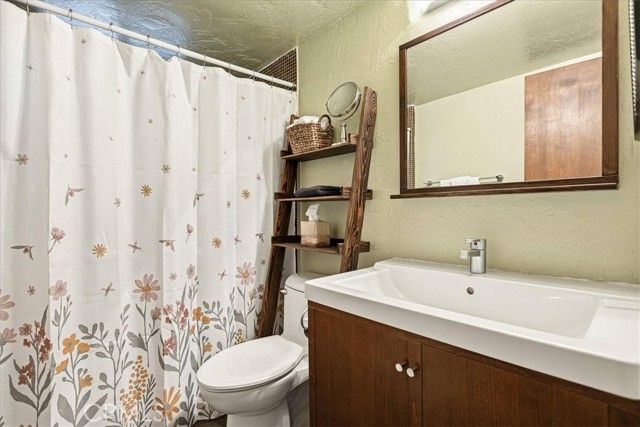 26261 Spyglass, Lake Arrowhead, CA 92352