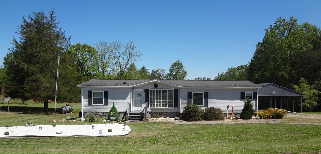545 Black Rock RD, Rocky Mount, VA 24151