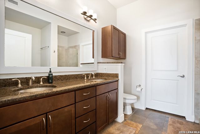 7342 Oak Manor Dr Apt 1302, San Antonio, TX 78229