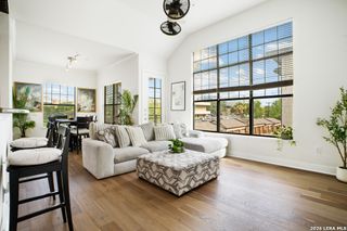 7342 Oak Manor Dr Apt 1302, San Antonio, TX 78229