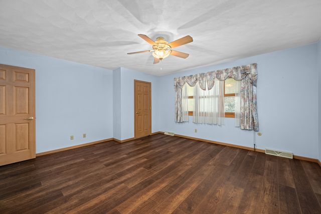 1511 21st Avenue 6, Rock Island, IL 61201