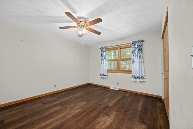 1511 21st Avenue 6, Rock Island, IL 61201