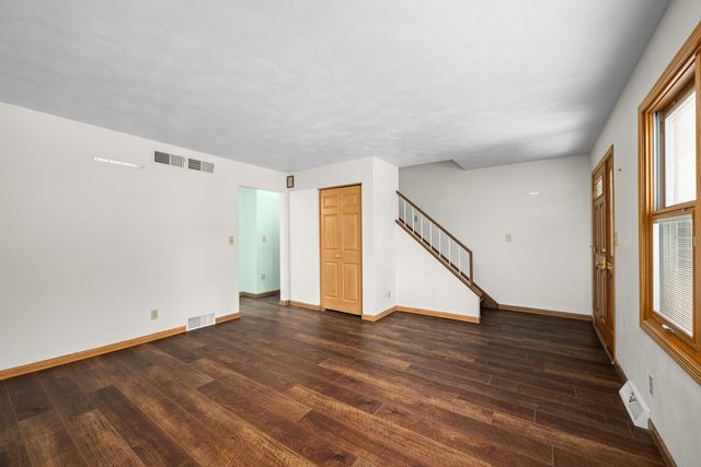 1511 21st Avenue 6, Rock Island, IL 61201