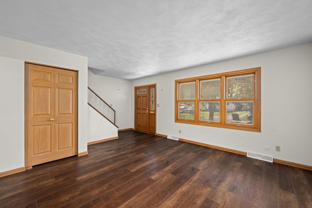 1511 21st Avenue 6, Rock Island, IL 61201