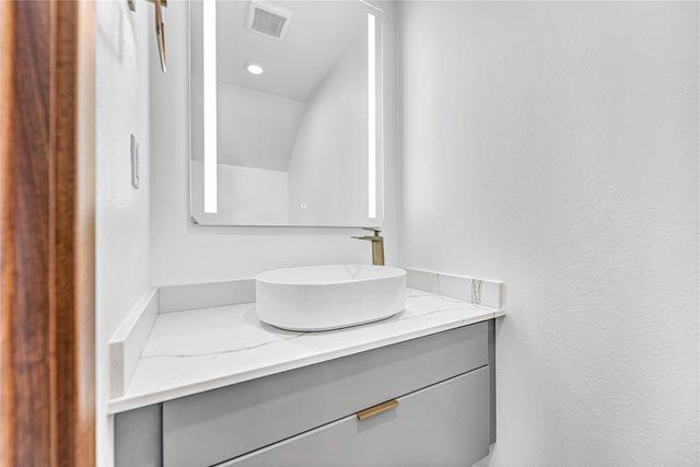 431 Balloon Flower Street, Lowell, AR 72745