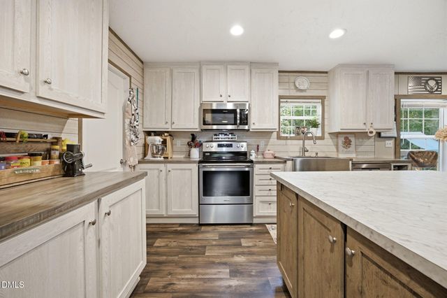 172 Sourwood Lane, Hurdle Mills, NC 27541