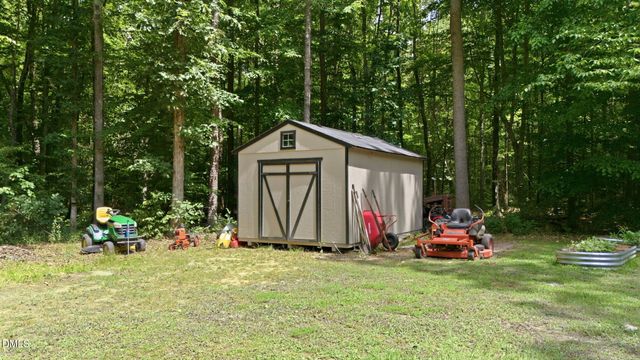 172 Sourwood Lane, Hurdle Mills, NC 27541
