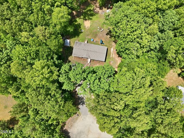172 Sourwood Lane, Hurdle Mills, NC 27541