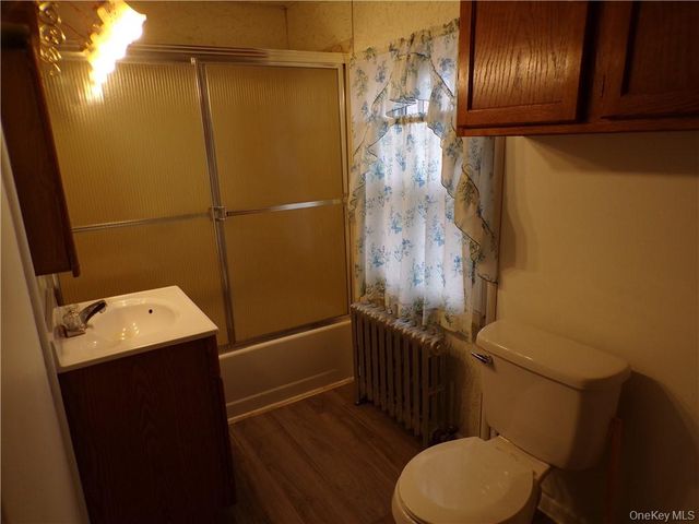 2 Mertes Lane, New Windsor, NY 12553