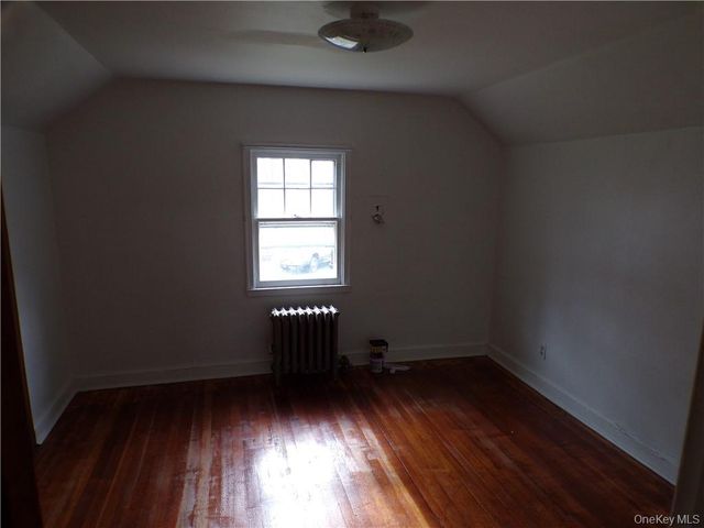 2 Mertes Lane, New Windsor, NY 12553