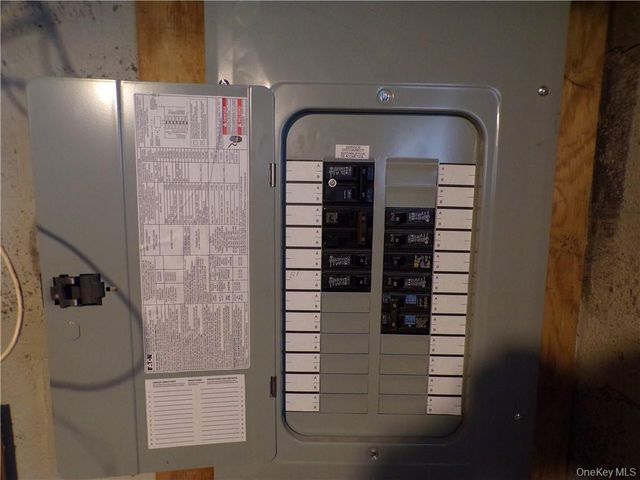 2 Mertes Lane, New Windsor, NY 12553