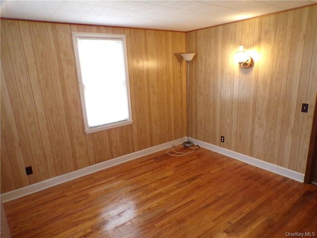 2 Mertes Lane, New Windsor, NY 12553