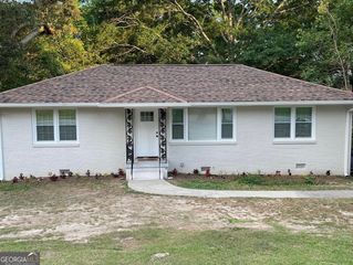 1025 Rocksprings Street, Forest Park, GA 30297