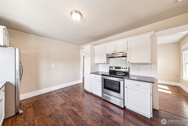 1306 Main Street, Sumner, WA 98390