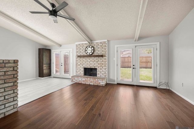 13964 Chalmette Ave, Baton Rouge, LA 70810